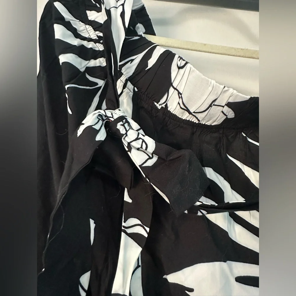 Torrid Floral Black and White Dress/Skirt - Picture 2 of 3